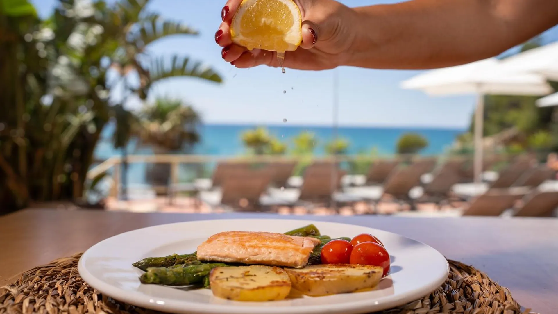 Hotel Cala Font Salou 4*,  Spanien