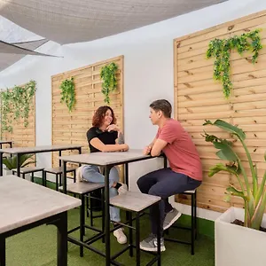Ostello Casa Barcelo Camp Nou Barcelona
