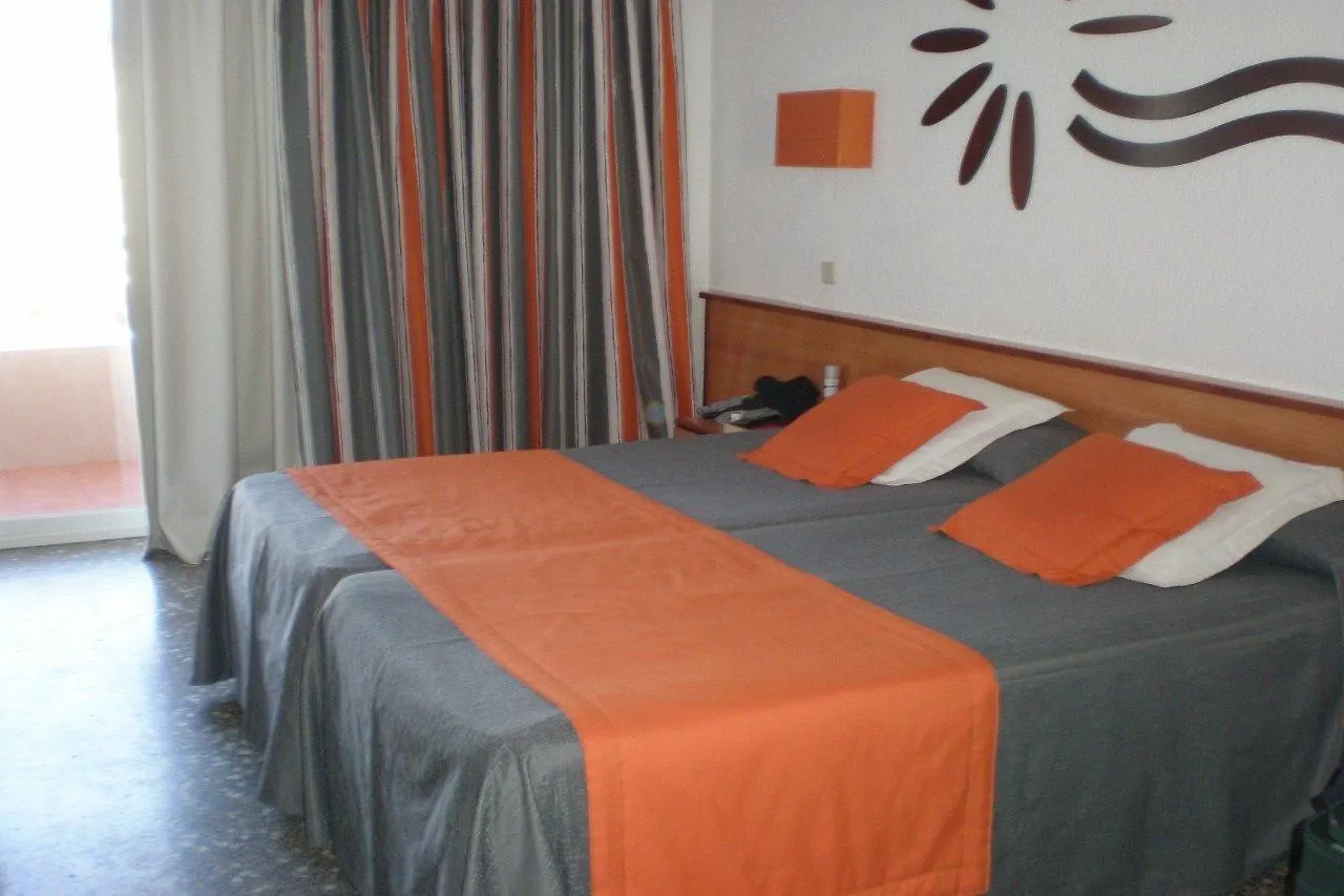 Hotel Cala Font Salou 4*,