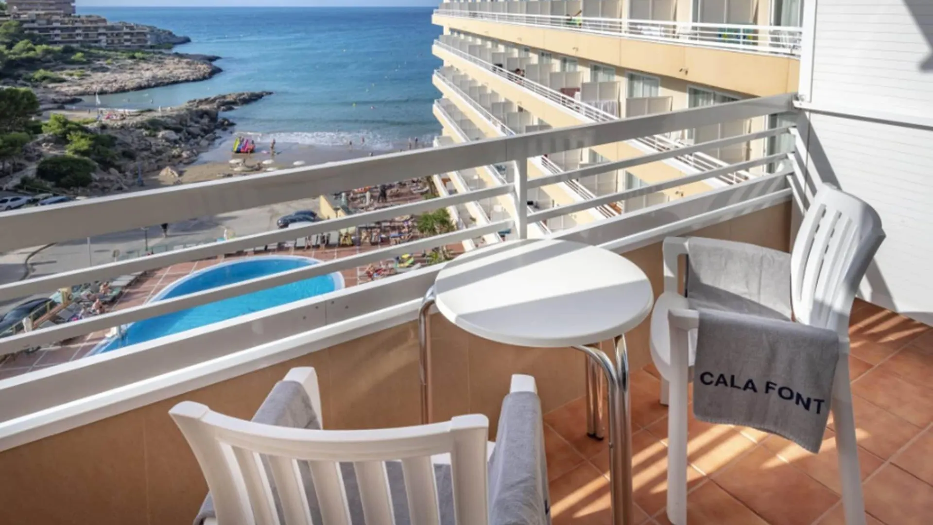 Hotel Cala Font Salou 4*,
