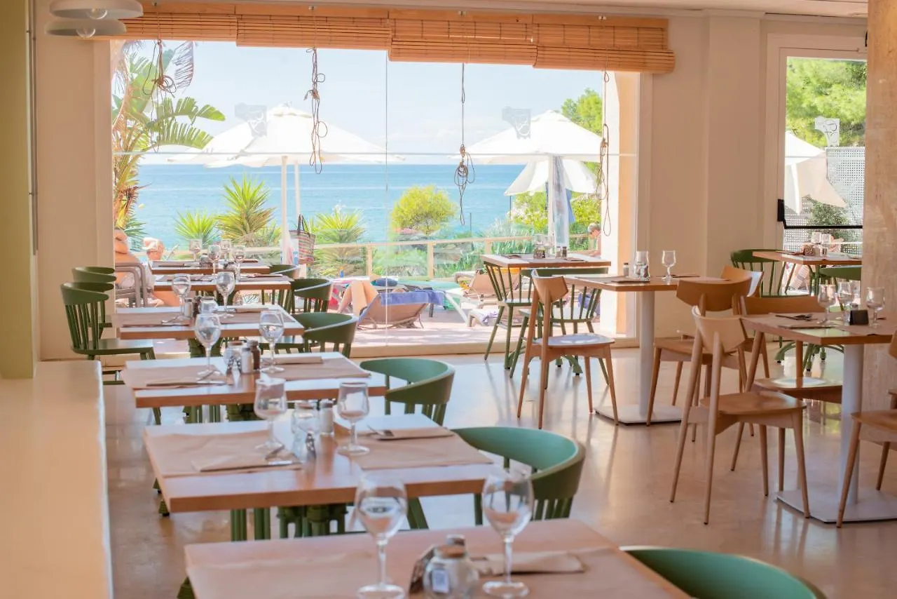 Hotel Cala Font Σαλού